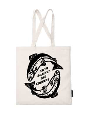Reiluuden liiga – Swim Against the Current Tote Bag